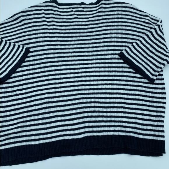 Eileen Fisher Sweater Striped Organic Linen Oversized Black & White Small - Picture 8 of 8